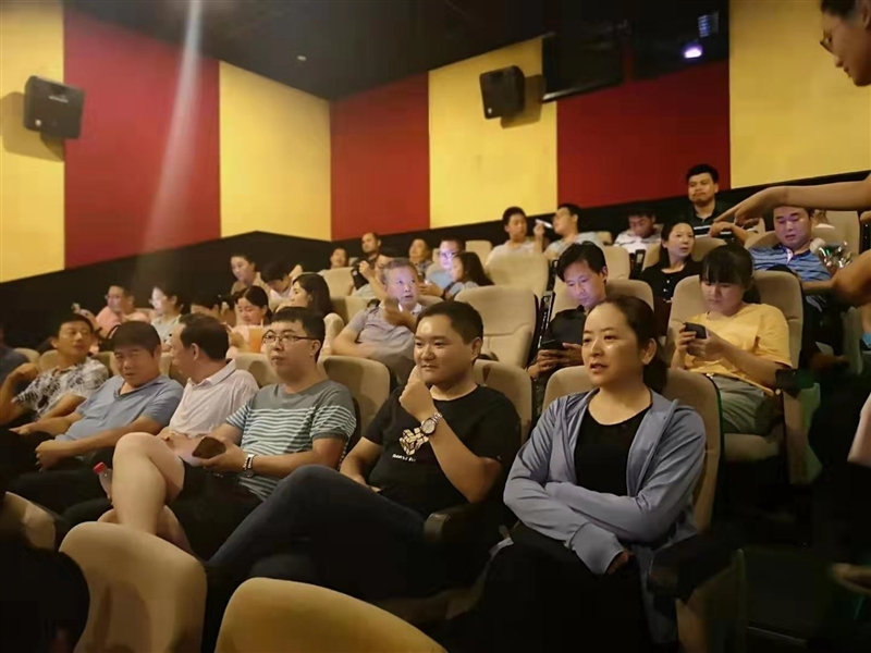 ���F��˾�M���_չ��������� �^Ӱ�ߡ�������������ӛʹ���� ���}�������(�D2)