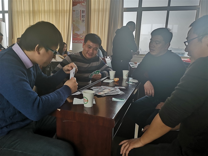 ���F(tu��n)��˾����(hu��)�e�kԪ���Ċʻ��(d��ng)(�D3)